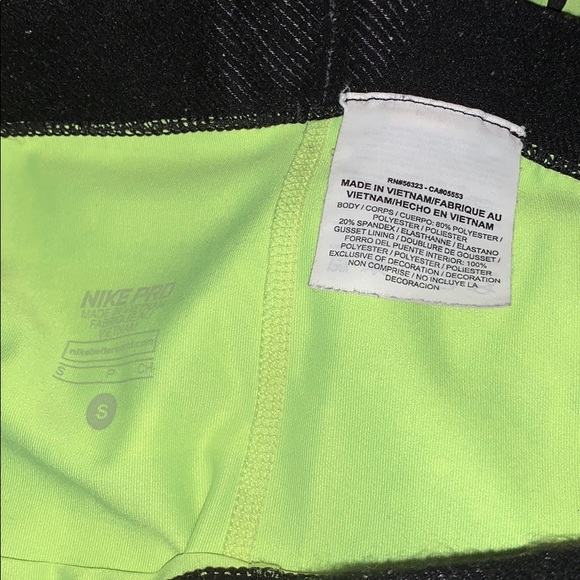 Nike pro workout neon capris size small - Picture 6 of 6
